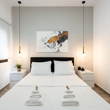 Your Athens Base Comfy Apartments In Petralona, Steps To Metro Exterior photo