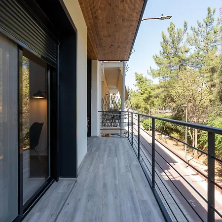 Your Athens Base Comfy Apartments In Petralona, Steps To Metro Exterior photo