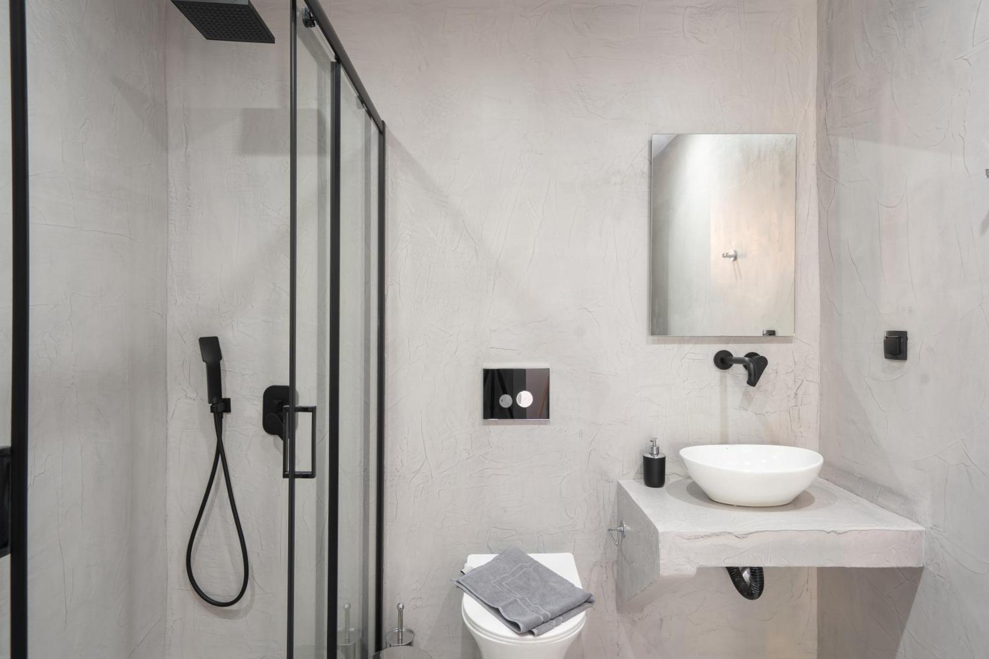 Your Base Comfy In Petralona, Steps To Metro Apartment Athens